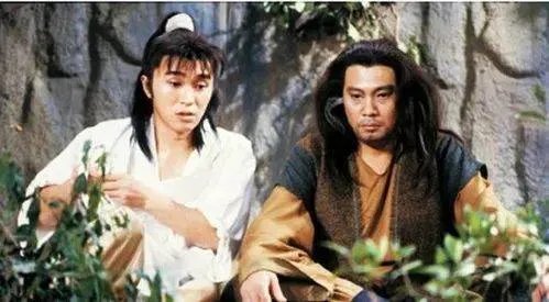 吴孟达临终一幕：听到亲人呼唤，他用力睁开双眼，你是否理解他的举动？