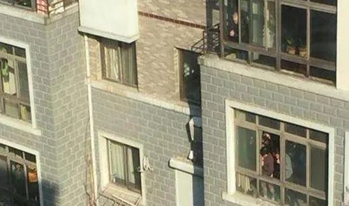 吵架过火双双跳楼酿成悲剧！ 夫妻老吵架是什么原因