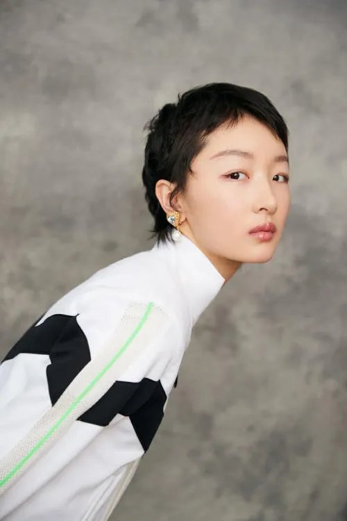 和周冬雨有关的八卦，没那么简单，你怎么看？