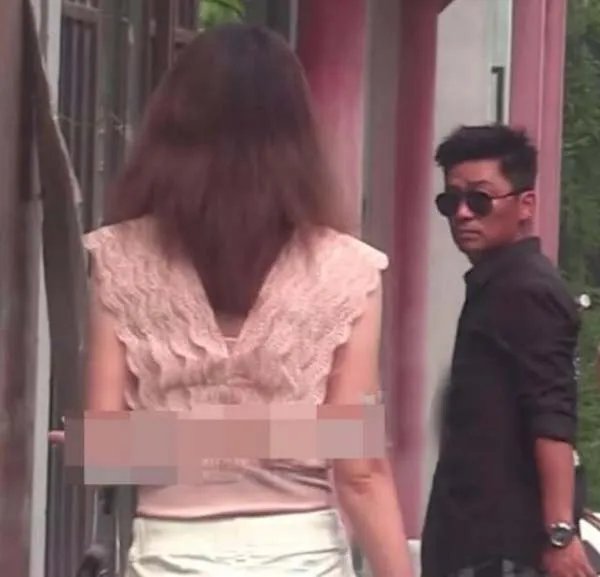 王宝强和女友冯清同框现身怎么回事，王宝强和冯清要结婚了吗？