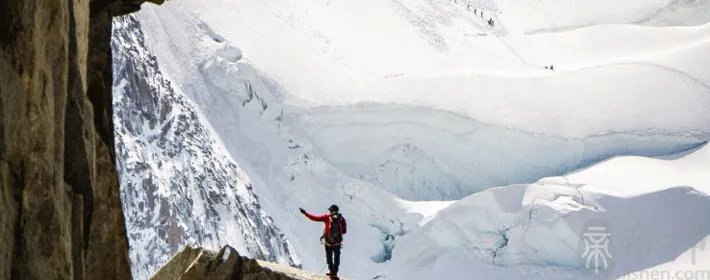 男人胸前长痣面相图解