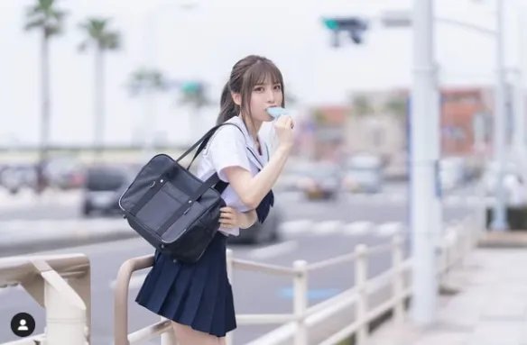 和服下藏着大欧派!正妹纱爱雪白双峰散发浓郁魅力!