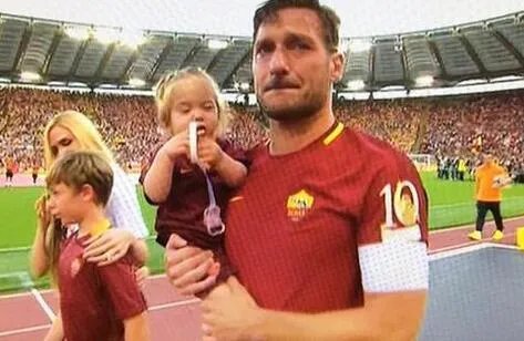 托蒂正式退役事件是怎么回事？