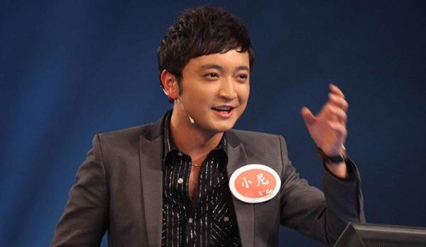 尼格买提为什么能主持春晚？