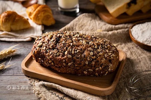 全麦面包热量 全麦面包热量是多少大卡
